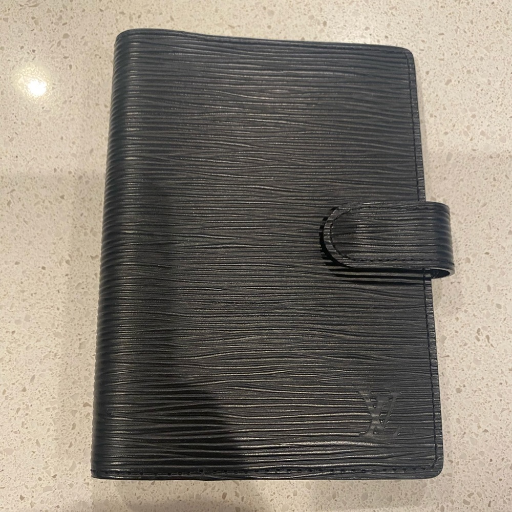 Louis Vuitton Agenda/ Passport Cover